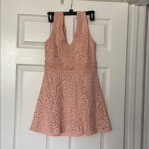 FRANCESCA’S | Pink fit and  flare dress 👗